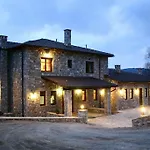 Karyatis Hotel 3*