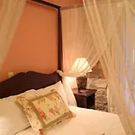 Karyatis Szálloda 3*