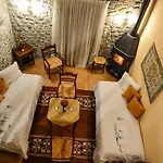 Karyatis Hotel 3*