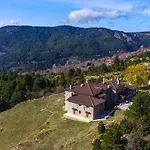Karyatis 3* Mészi Szinikía Trikálon