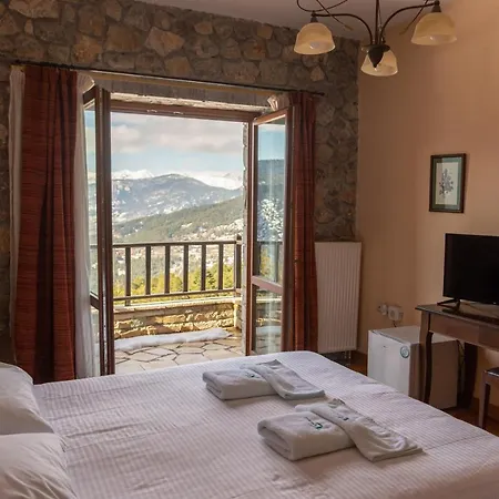 Karyatis Hotel