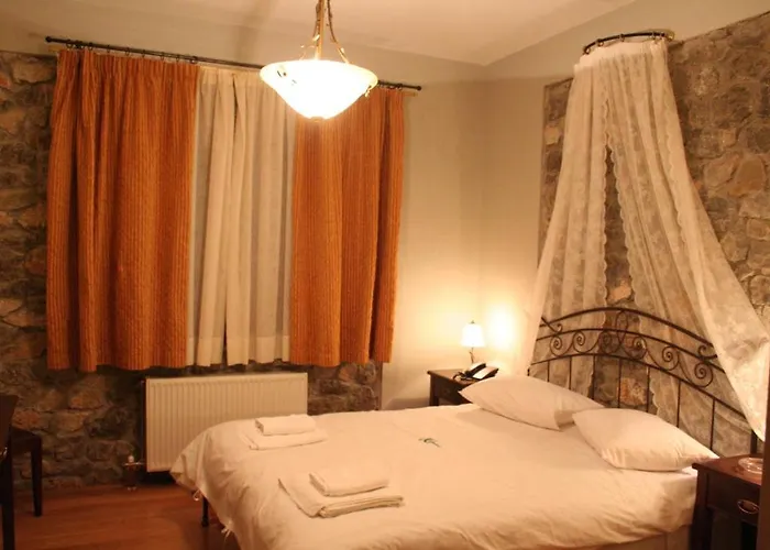 Karyatis Synikia Mesi Trikalon