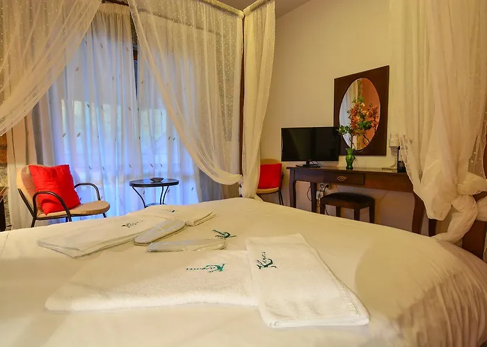 Karyatis Szálloda 3*