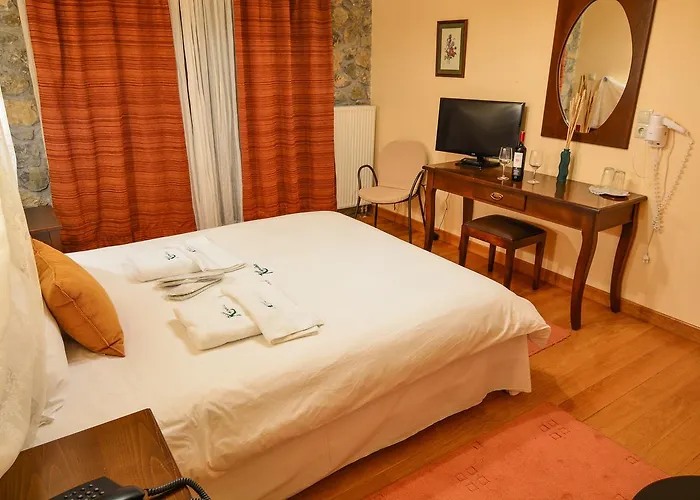 Karyatis 3* Synikia Mesi Trikalon