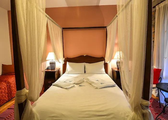 Karyatis Synikia Mesi Trikalon